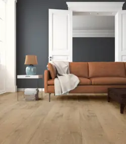 Ek Assisi Planka Borstad Mattlack