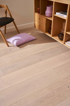 Trägolv - Ek Herregårdsplanka 260 mm. Invisible mattlack