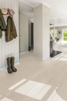 Kährs Life Essential wide plank, Ek Coconut Cream