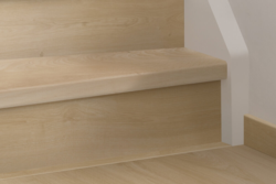 Pergo trappnos i laminat, Trondheim Fresh Nordic Oak