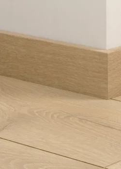 Sockellist för laminatgolv - Seaside Oak