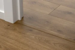 5-i-1 list till laminatgolv - Maroon Oak, INGEN RETURRÄTT!