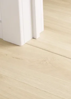 Namsen 4-i-1 liste, Bright Heritage Oak