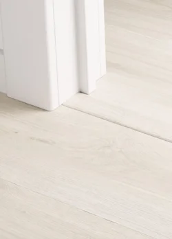 Namsen 4-i-1 liste, White Heritage Oak