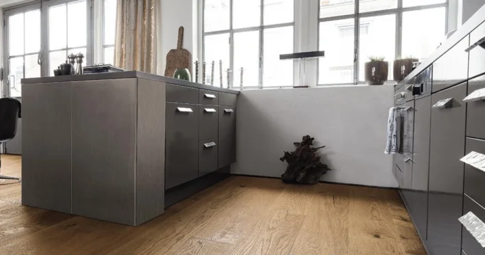 FloorMaster Herrgårdsplanka - Ek natur matt lack 260 mm.