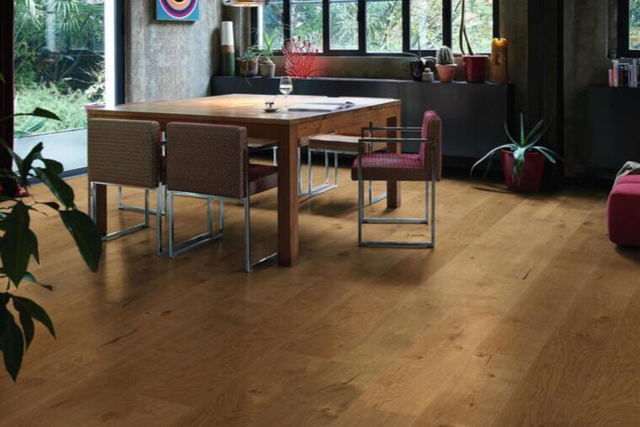 Breda plankgolv Haro - Ek Sauvage borstad nL+