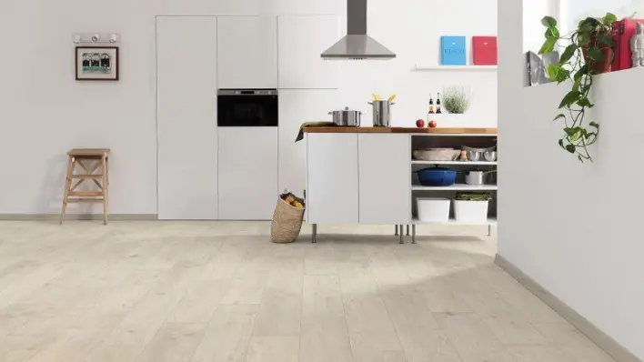 Haro laminatgolv Aqua - Plankgolv, Ek Sicilia vit