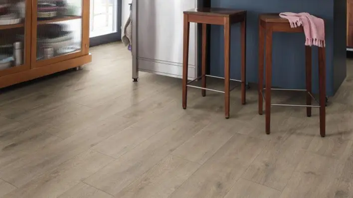 Haro laminatgolv Aqua - Plankgolv, Ek Veneto mocca