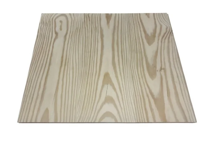 Massivt Pitch Pine plankgolv 20x226 mm.