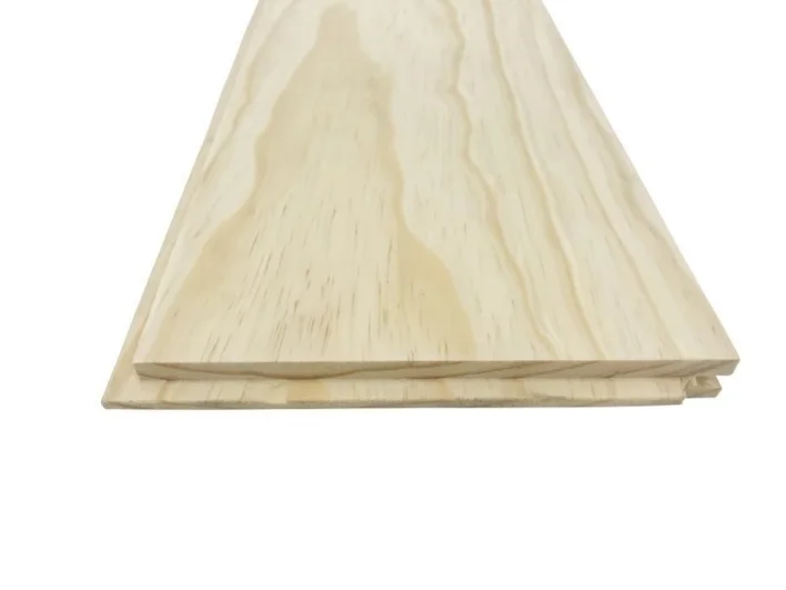 Massivt Pitch Pine plankgolv 20x180 mm.