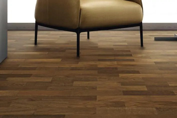 Sillbensparkett Allegro - Afrikansk Ek Light Trend borstad nL+