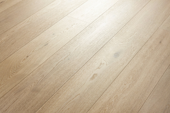 Ek Plank rustik vit mattlack