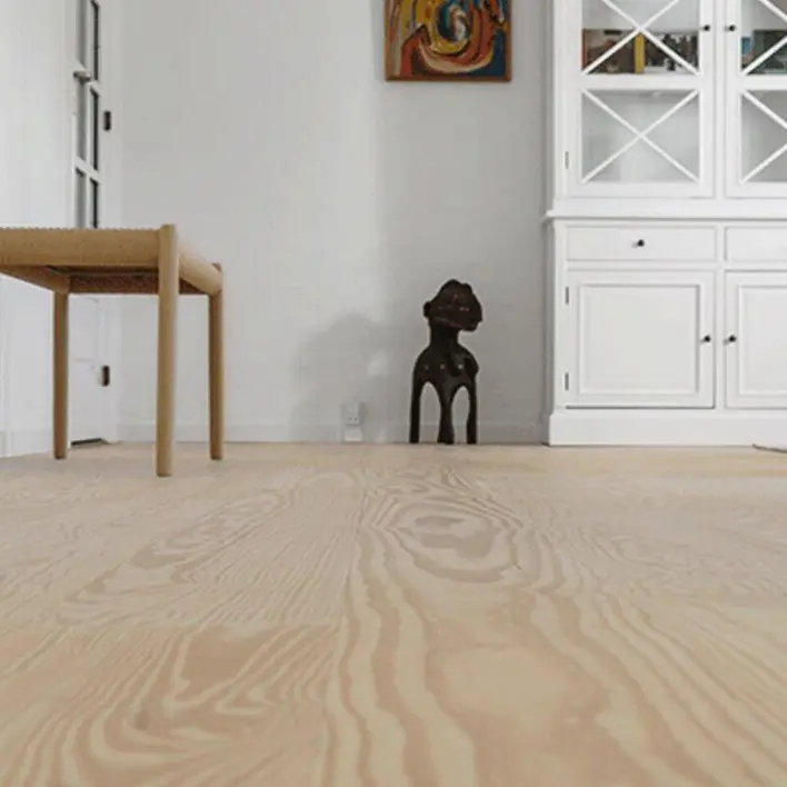 Wiking Pitch Pine plankegolv 15x180 mm.