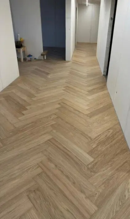 Wiking Q-loc Woodura Ek sillben - Obehandlad