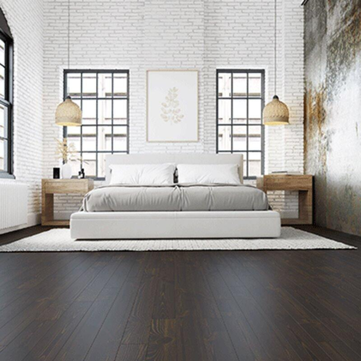 Wiking Nordlys Odin - Furu Prima, Borstad plankgolv 15x155 mm.