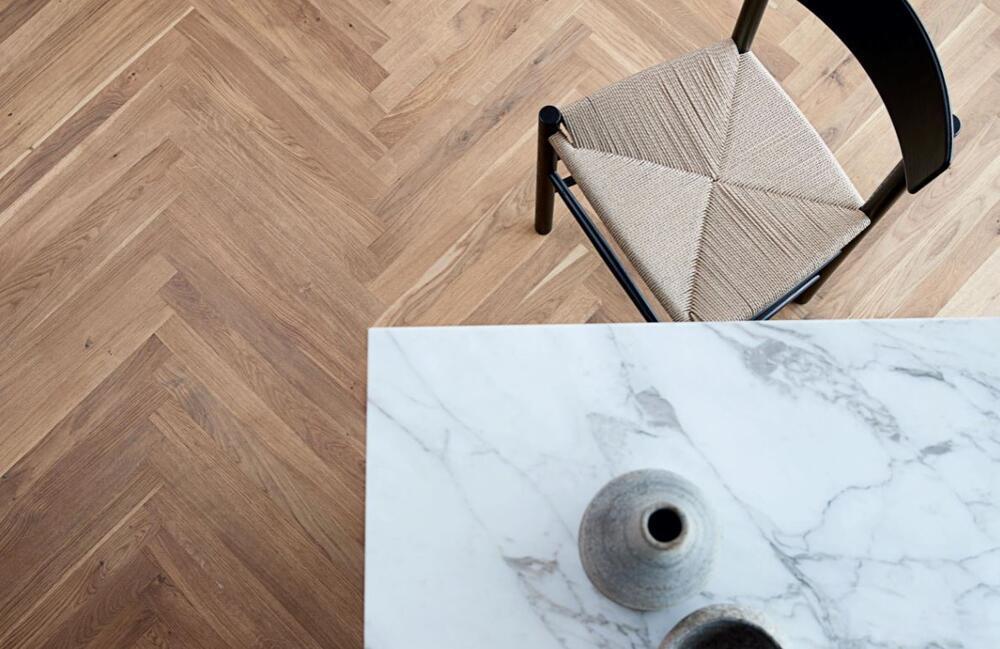 Junckers 15 mm. Sillbensparkett långstav Harmony