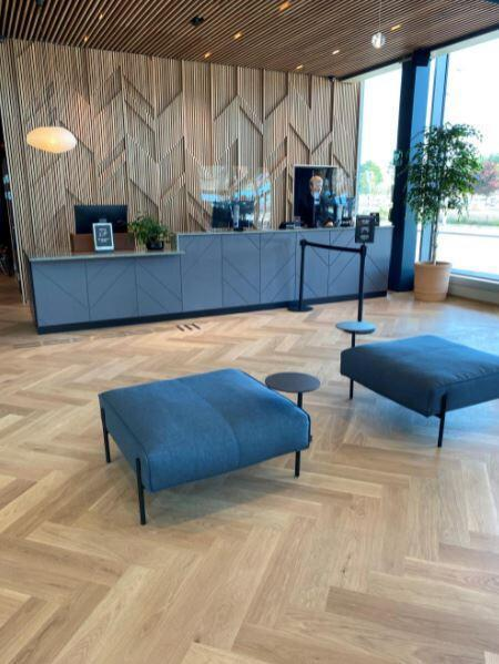 Junckers 20,5 mm. Fiskbensplanka Harmony, obehandlad