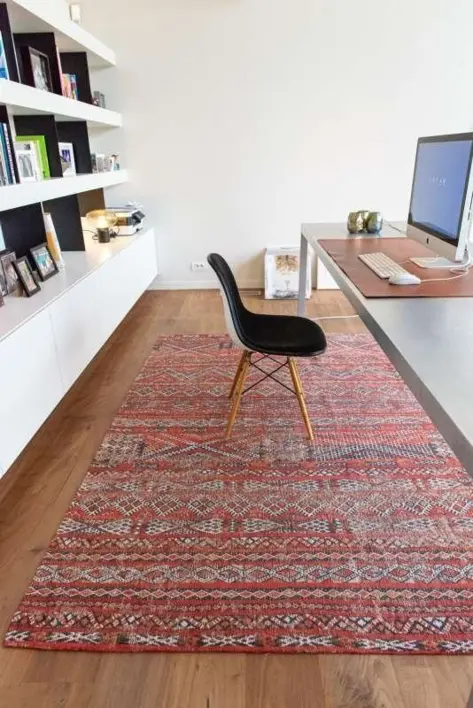 Antiquarian - Kilim, Fez Red - REST 230X330 CM
