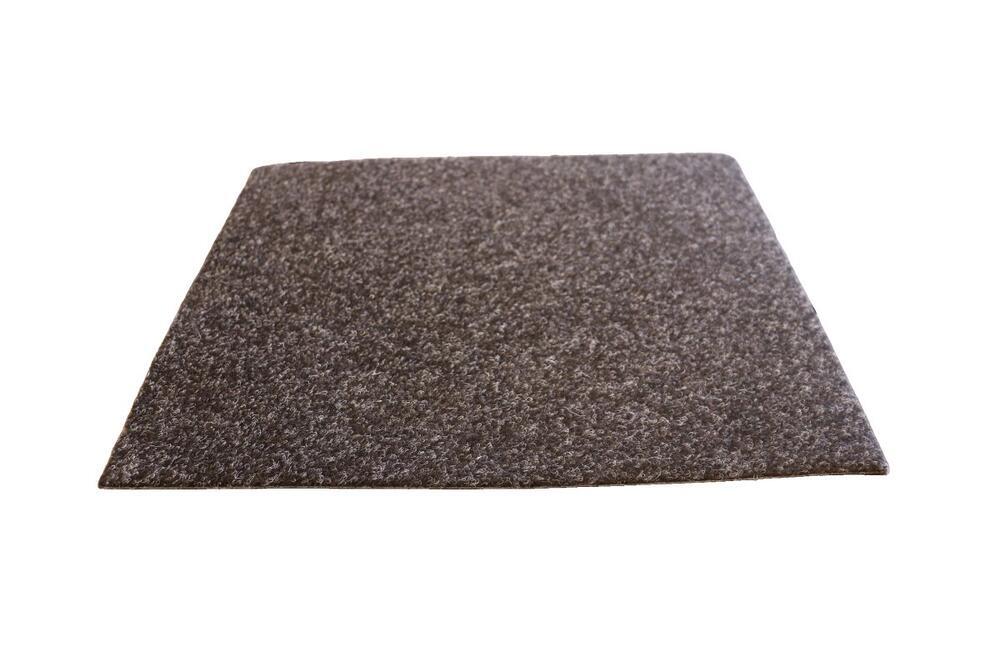 Mörkröd löpare i nålfilt