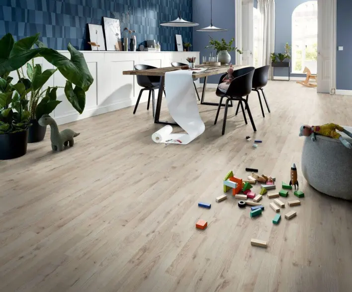 Kronotex Basic Trendline - Vår ek