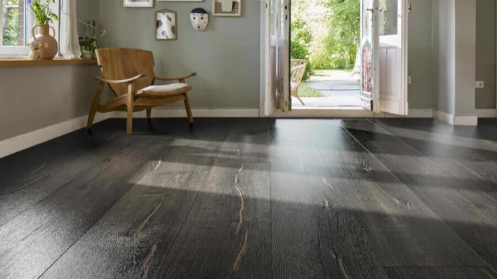 Haro laminatgolv Aqua - Plankgolv, Ek Metallic svart