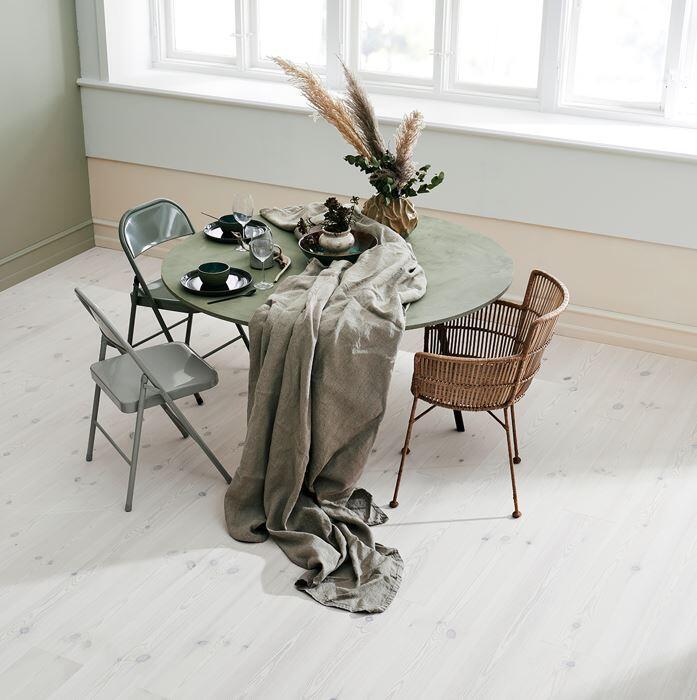 Timberman Slotsplank - Furu borstad lut - extra vit olja