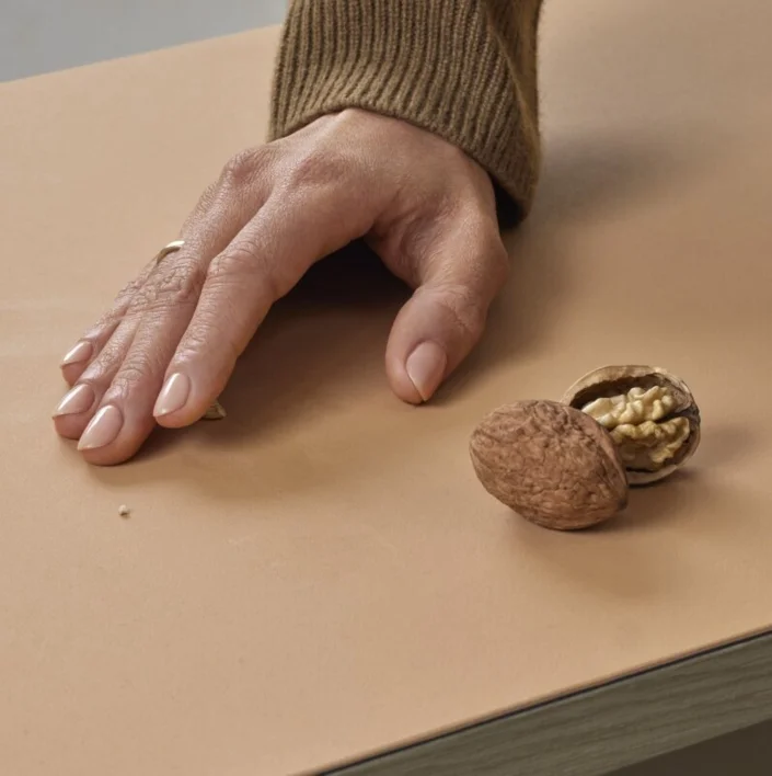 Bordlinoleum - Forbo Furniture Desktop Leather