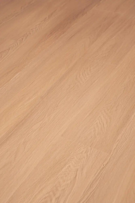 Impressive Plank, Invisible oak