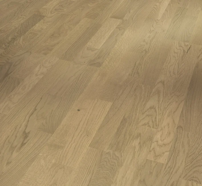 Trägolv Classic 3025 - Ek Malbec lätt vittonad, 3-stavs vit matt lack