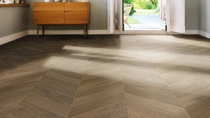 Haro laminatgolv, Chevron - Rökt ek