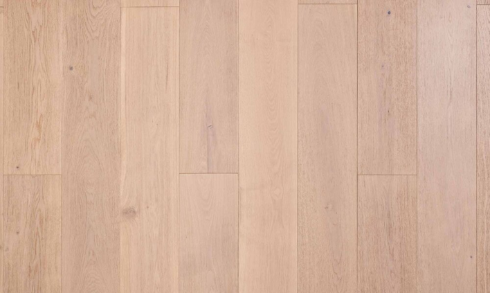 Trägolv - Ek Herregårdsplanka 260 mm. Invisible mattlack
