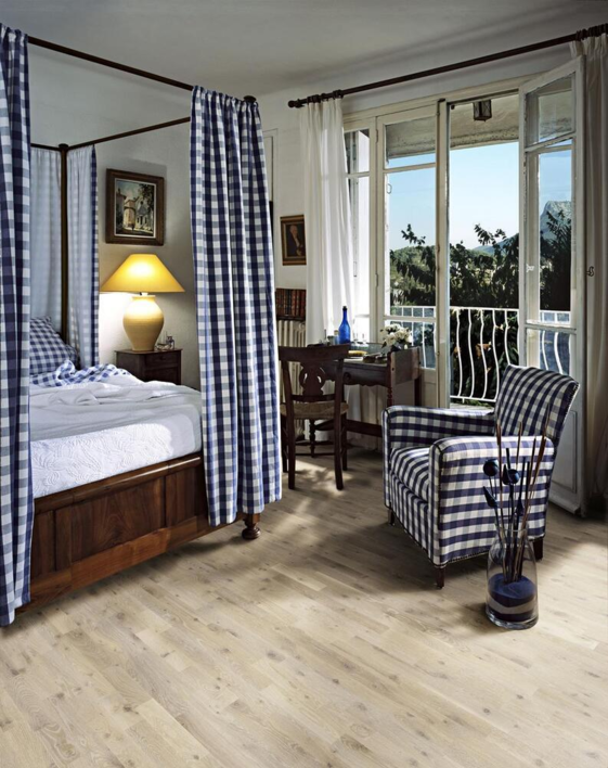 Kährs Harmony 3-stav, Ek Dew