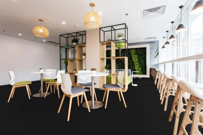 SPC vinyl klickgolv - U190 Black Wood