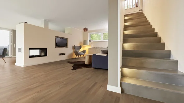 Elements Collection, Ek Triana, 3-stav