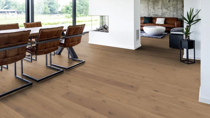 Moods of Provence, Ek La Ponche