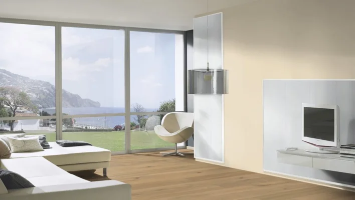 Moods of Provence, Ek Menton