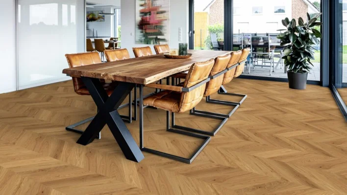 Estate Collection, Oak Jambes, Chevron