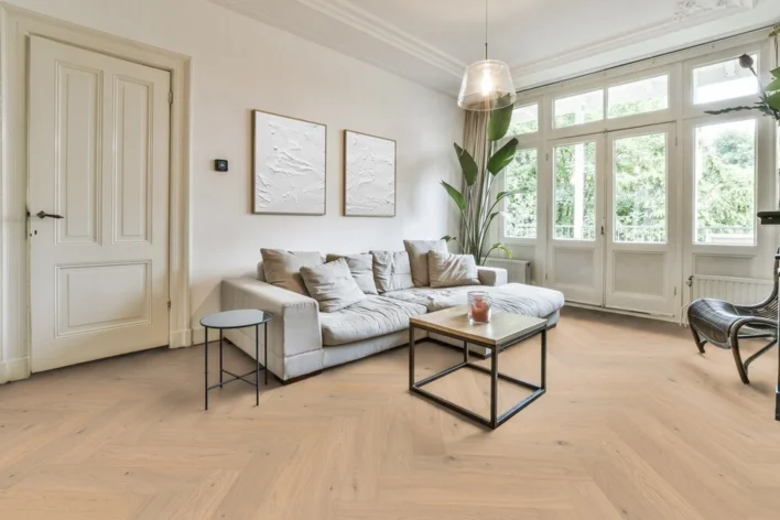 Estate Collection, Ek Bosa, Sillben