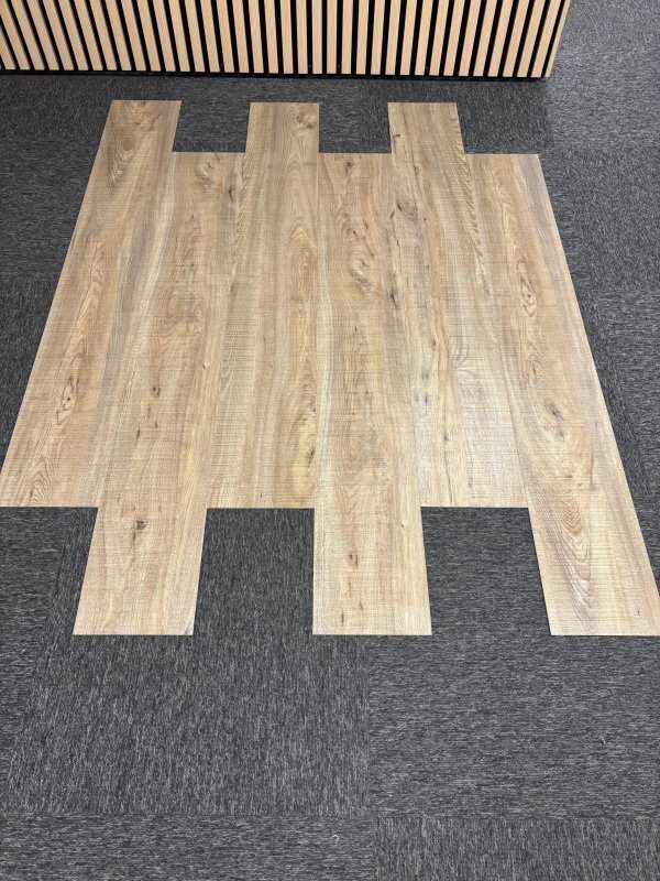 Promoda Q3 LVT, Vesterhavs ek