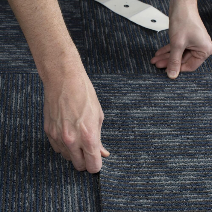 10 x 10 cm. Flexlok+ - Tape til tæppefliser