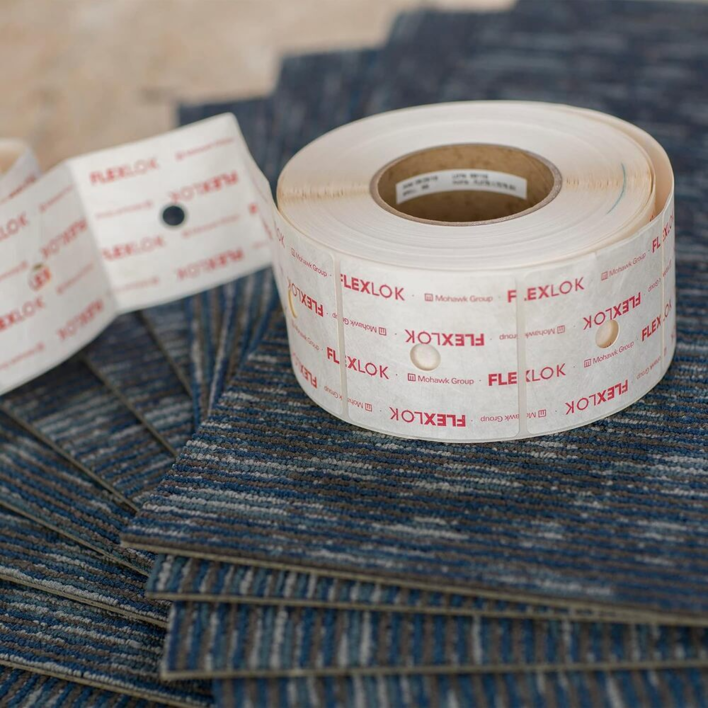 10 x 10 cm. Flexlok+ - Tape til tæppefliser