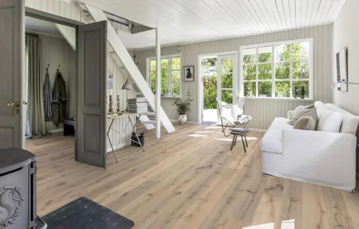 Kährs Boardwalk, Ek Luce