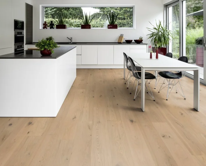 Hywood Classic, Ek Dovre