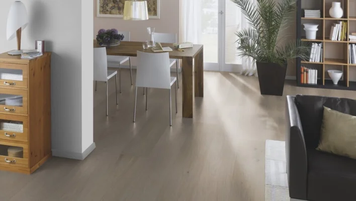 Hywood Noblesse, Oak Ordesa, Extra bred planka