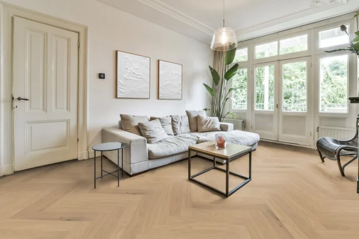 Hywood Sildeben, Ek Luberon