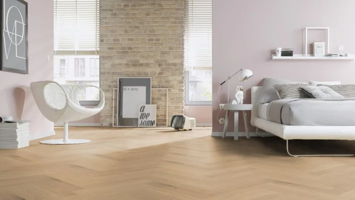 Hywood Sildeben, Ek Luberon