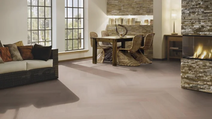 Hywood Sildeben, Oak Marais