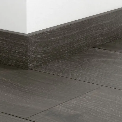 Sockel till laminatgolv - Dark Mature Oak