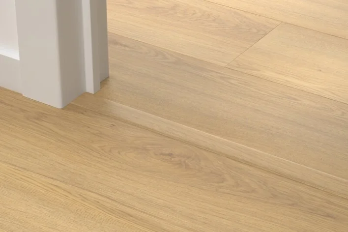 5-i-1 liste til laminatgulv - Warm Natural Oak, INGEN RETURRET!