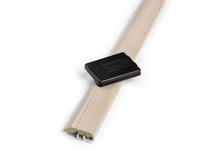 5-i-1 list för laminatgolv - Nordic White Ash, 3-strip, INGEN RETURRÄTT!